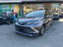 2021 toyota sienna le 8 passenger awd 4dr mini van