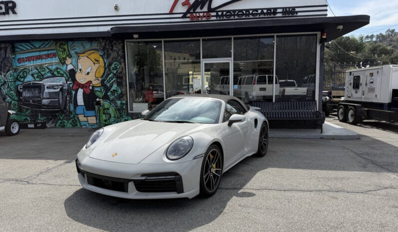 
								Porsche 911 2021 full									