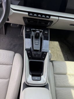 
										Porsche 911 2021 full									