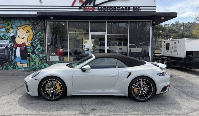 
								Porsche 911 2021 full									