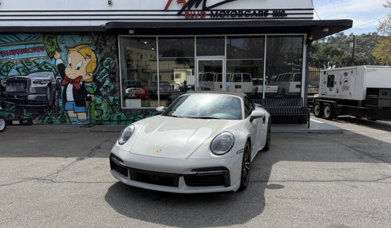 
								Porsche 911 2021 full									