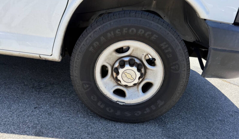 
								Chevrolet Express 2013 full									