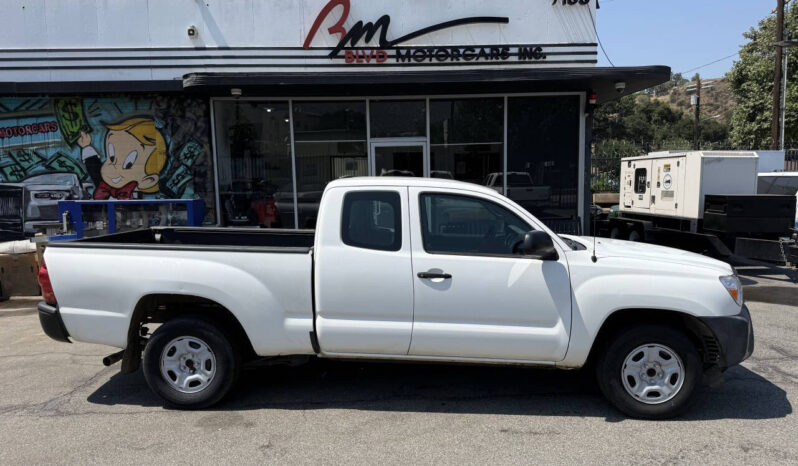 
								Toyota Tacoma 2015 full									