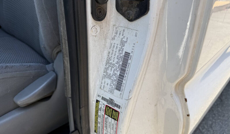 
								Toyota Tacoma 2015 full									