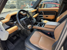 
										Land Rover Defender 2023 full									