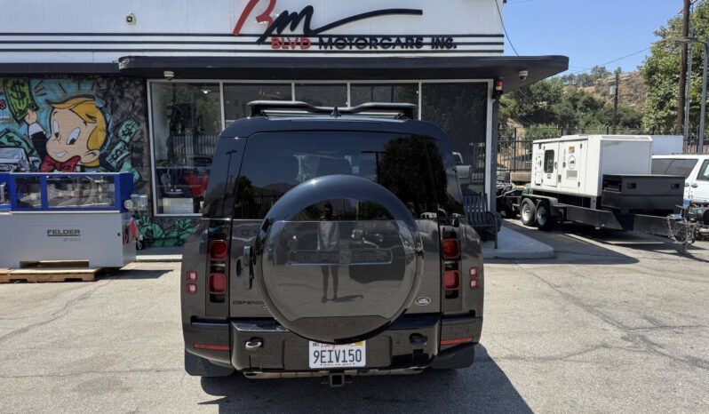 
								Land Rover Defender 2023 full									