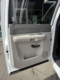 
										Chevrolet Silverado 2500HD 2011 full									