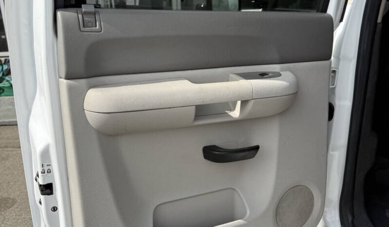 
								Chevrolet Silverado 2500HD 2011 full									