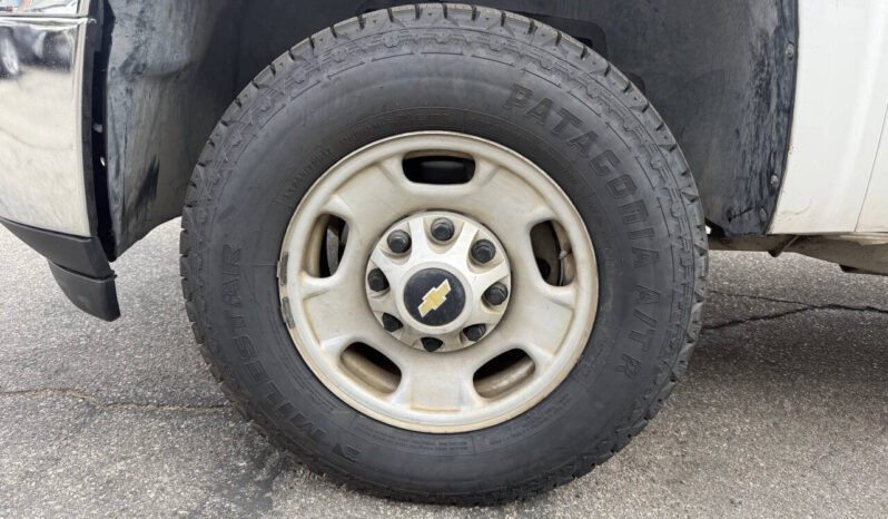 
								Chevrolet Silverado 2500HD 2011 full									