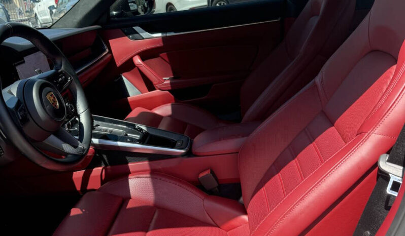
								Porsche 911 2022 full									