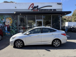 Hyundai Accent 2012
