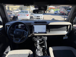 										Ford Bronco 2022 full									