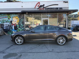 Tesla Model S 2013