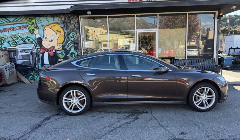 								Tesla Model S 2013 full									