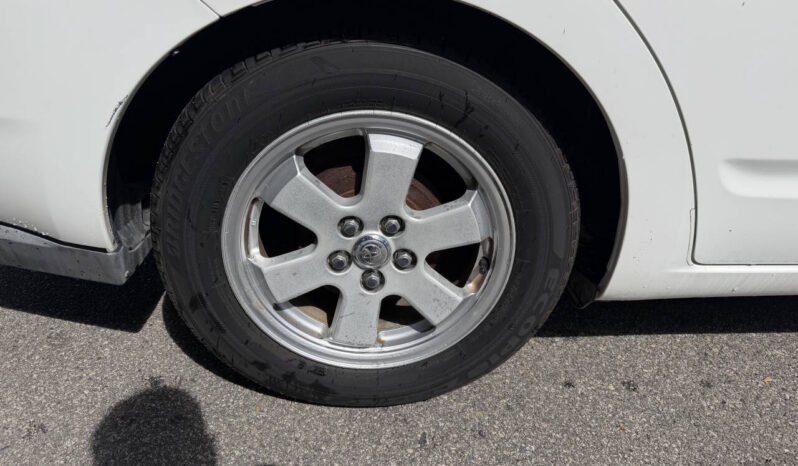 								Toyota Prius 2005 full									