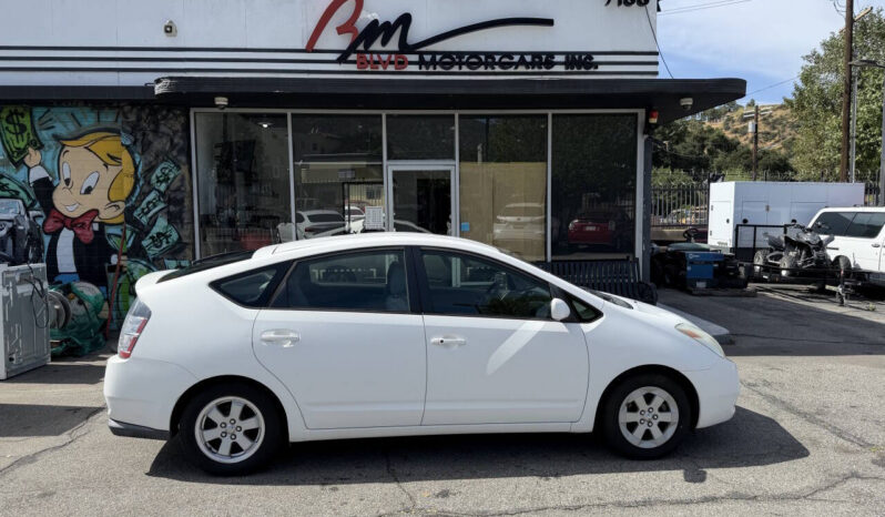 								Toyota Prius 2005 full									