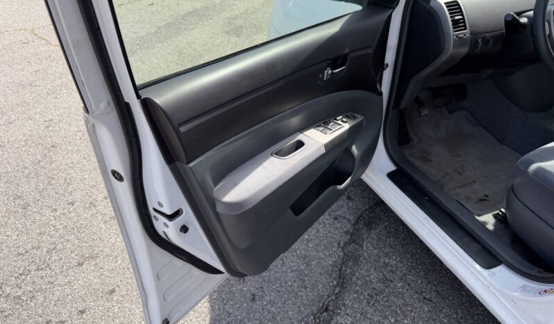 								Toyota Prius 2005 full									