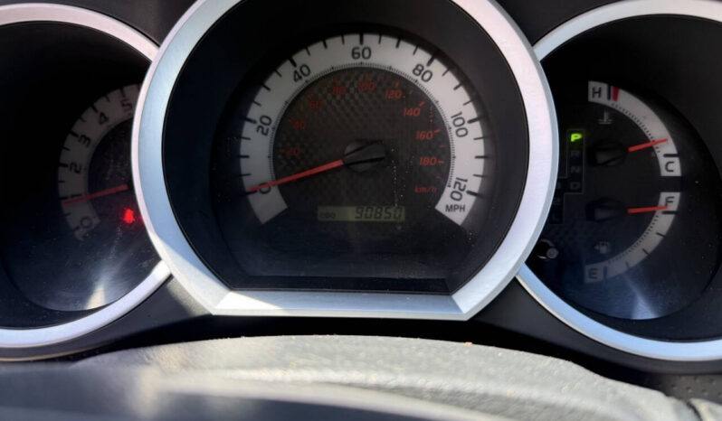								Toyota Tacoma 2013 full									