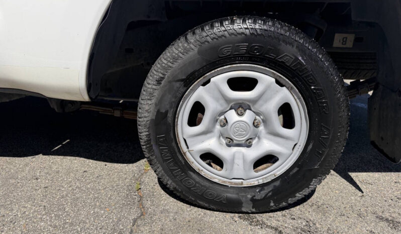 								Toyota Tacoma 2013 full									