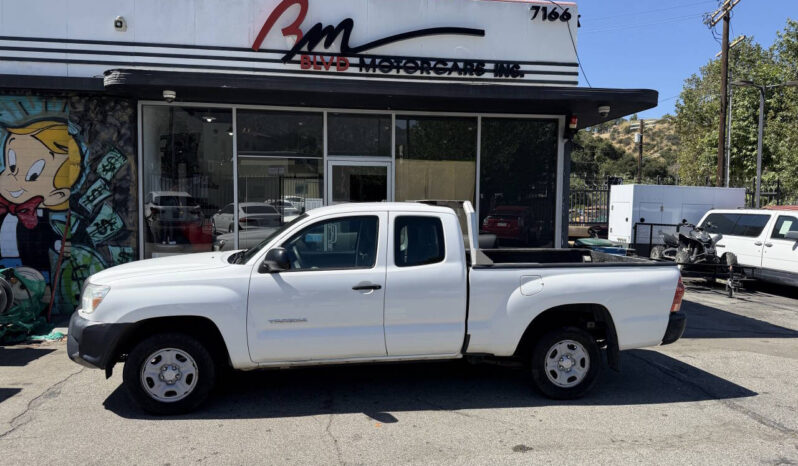								Toyota Tacoma 2013 full									