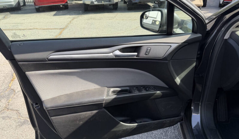 								Ford Fusion 2016 full									