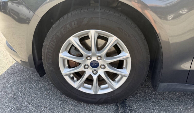 								Ford Fusion 2016 full									