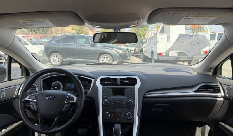 								Ford Fusion 2016 full									