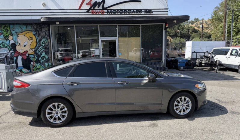 								Ford Fusion 2016 full									