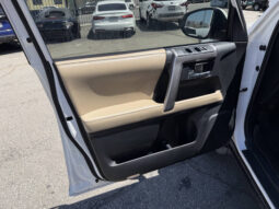 										Toyota 4Runner 2016 full									