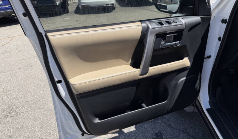 								Toyota 4Runner 2016 full									