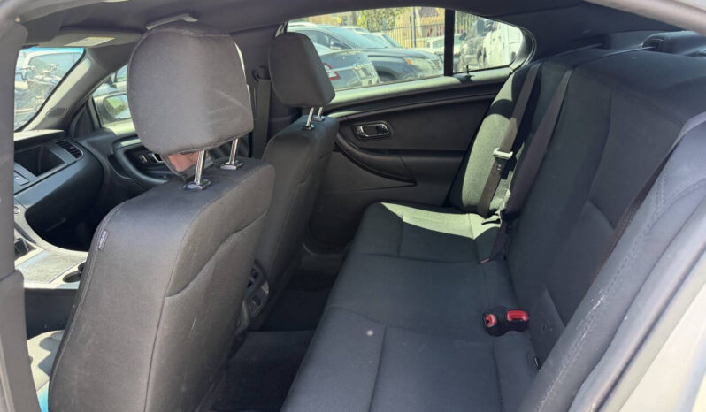 								Ford Taurus 2017 full									