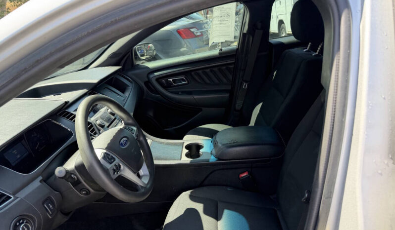 								Ford Taurus 2017 full									