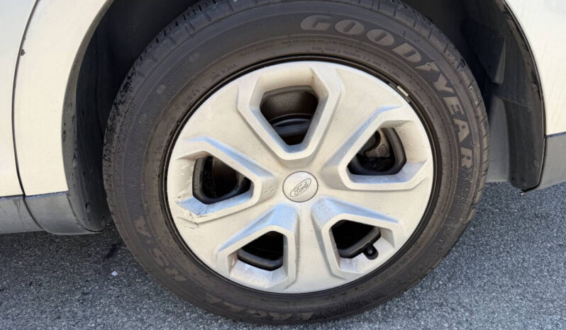 								Ford Taurus 2017 full									