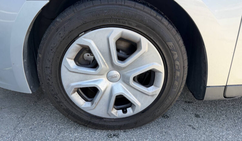 								Ford Taurus 2017 full									