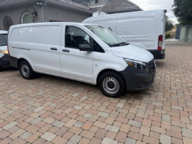 Mercedes-Benz Metris 2023