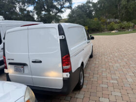 Mercedes-Benz Metris 2023