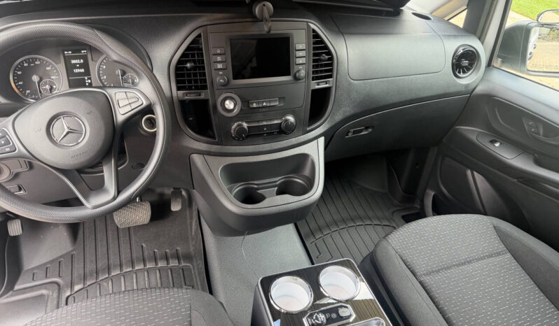 								Mercedes-Benz Metris 2023 full									