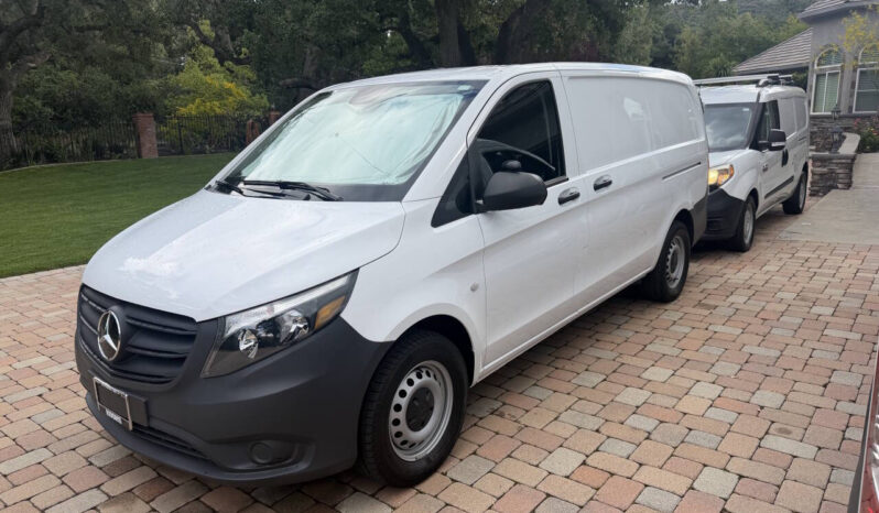 2023 mercedes benz metris cargo 3dr 126 wb mini van