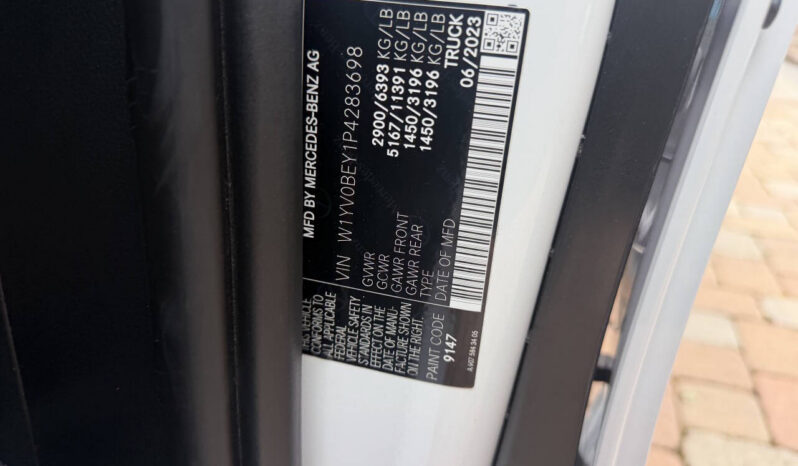 								Mercedes-Benz Metris 2023 full									