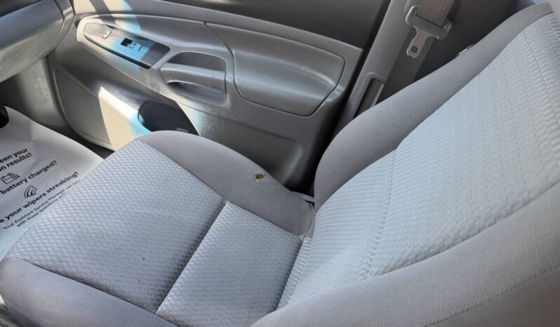 								Toyota Tacoma 2012 full									