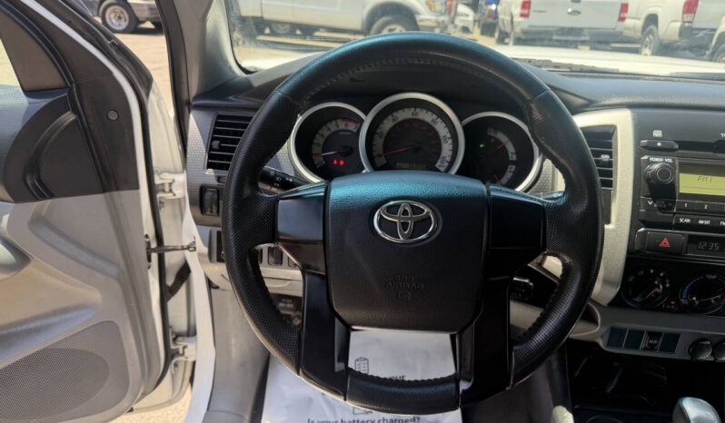 								Toyota Tacoma 2012 full									