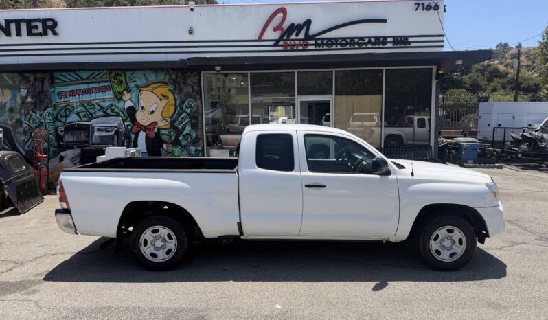 								Toyota Tacoma 2012 full									