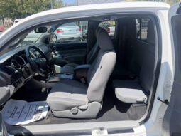 										Toyota Tacoma 2012 full									