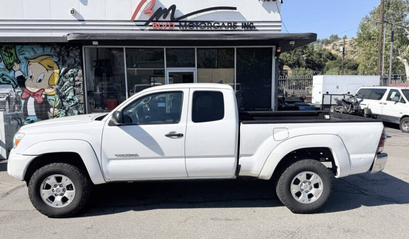 								Toyota Tacoma 2014 full									