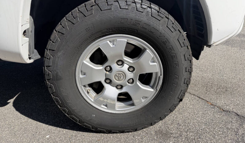 								Toyota Tacoma 2014 full									