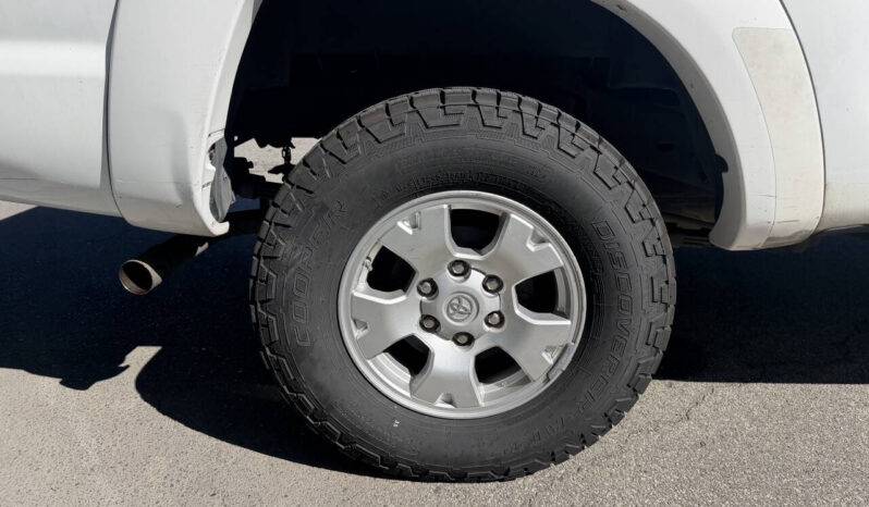 								Toyota Tacoma 2014 full									