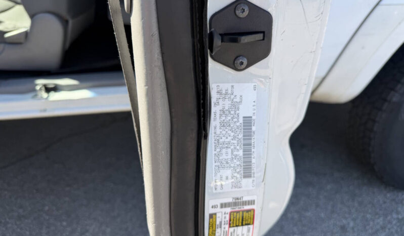 								Toyota Tacoma 2014 full									