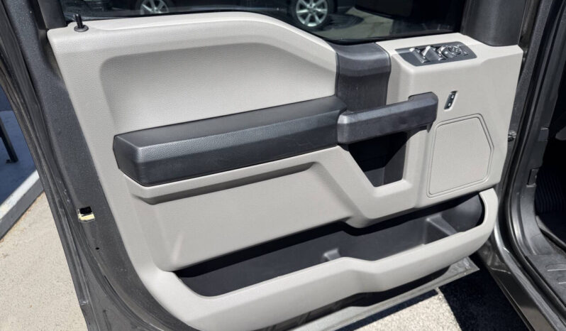								Ford F-150 2016 full									