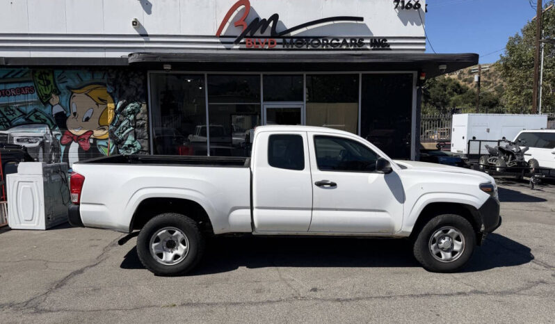 								Toyota Tacoma 2017 full									