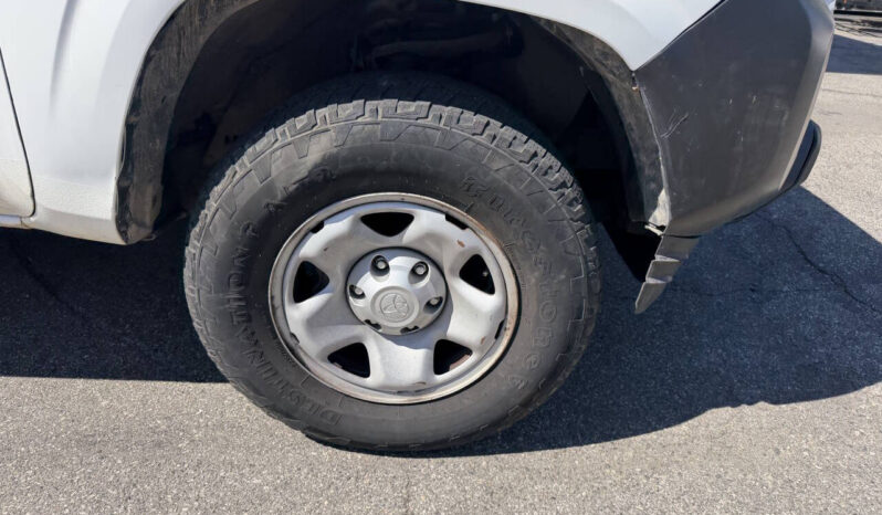 								Toyota Tacoma 2017 full									